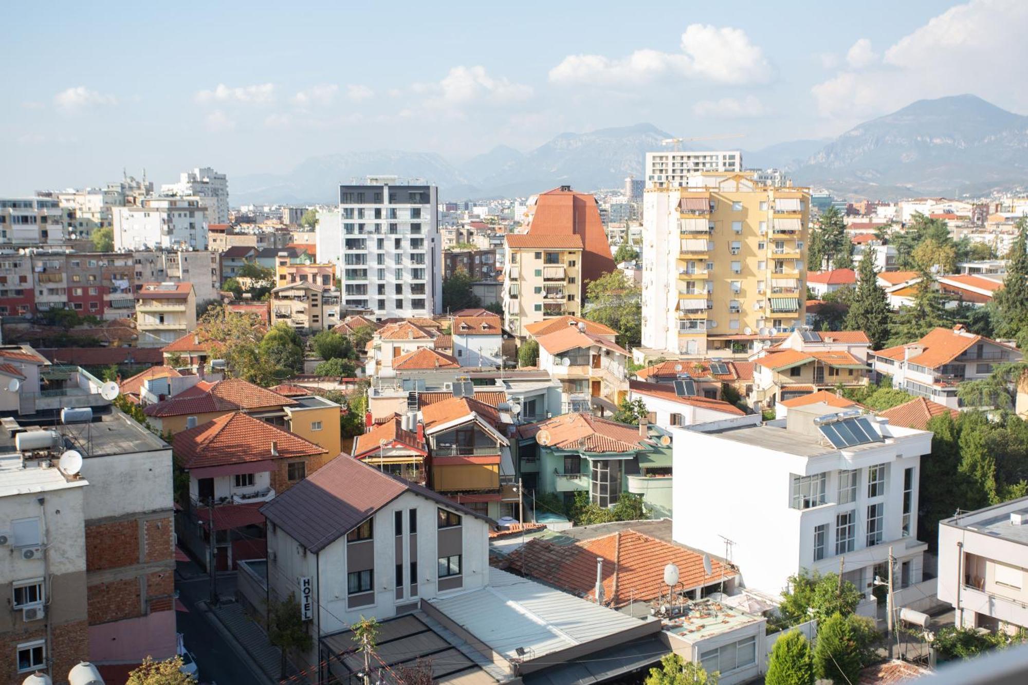 David Center Apartment Tirana Buitenkant foto